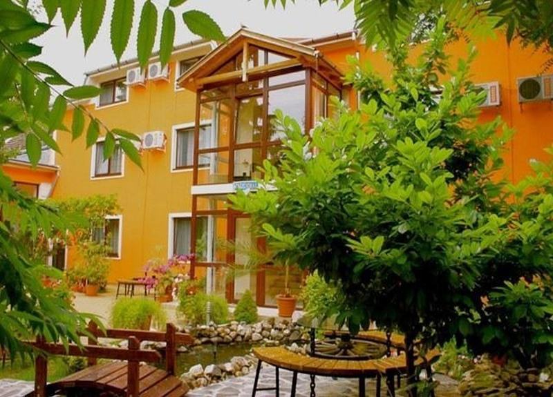 Hotel Cardinal Satu Mare Luaran gambar