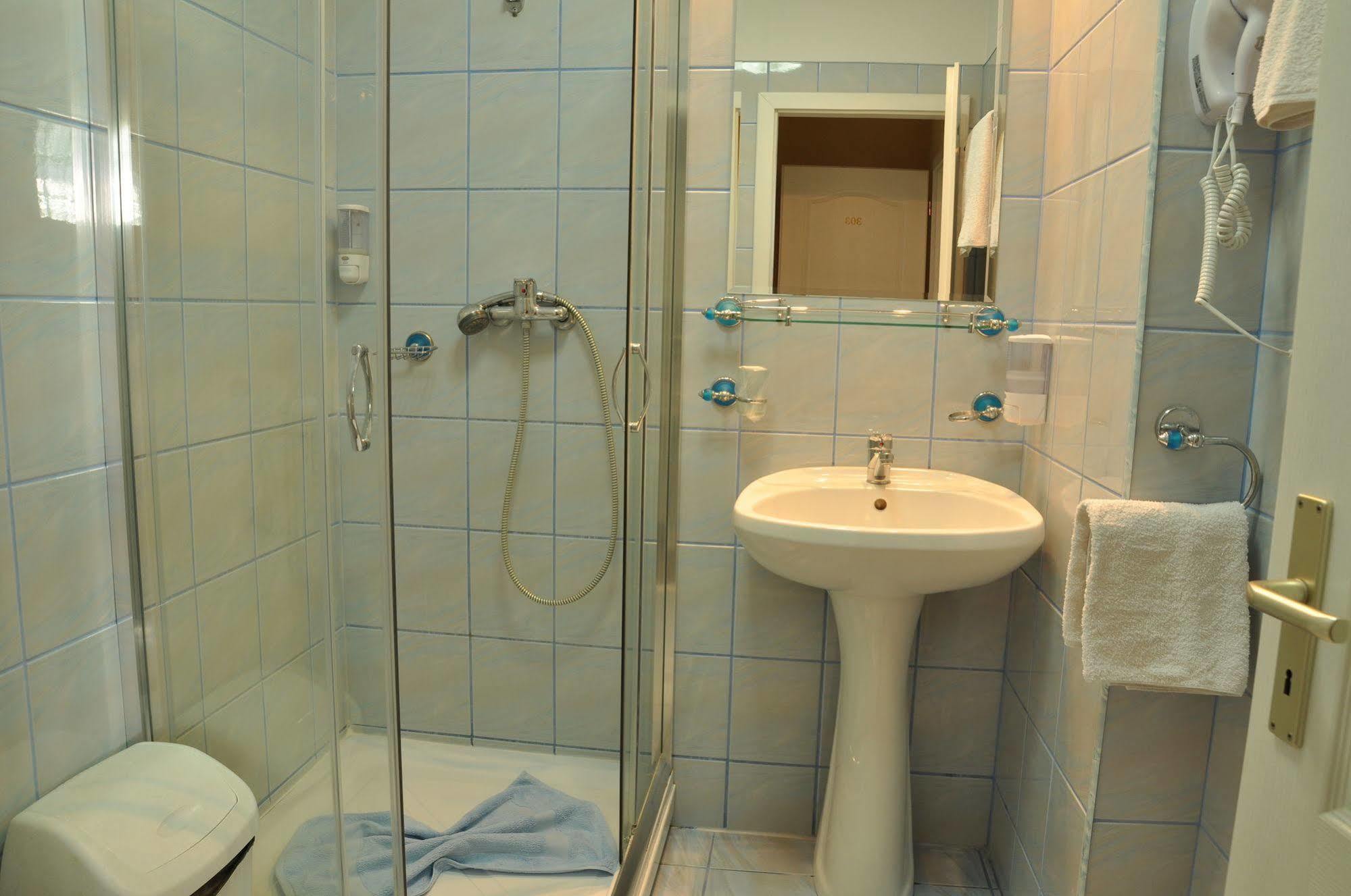Hotel Cardinal Satu Mare Luaran gambar
