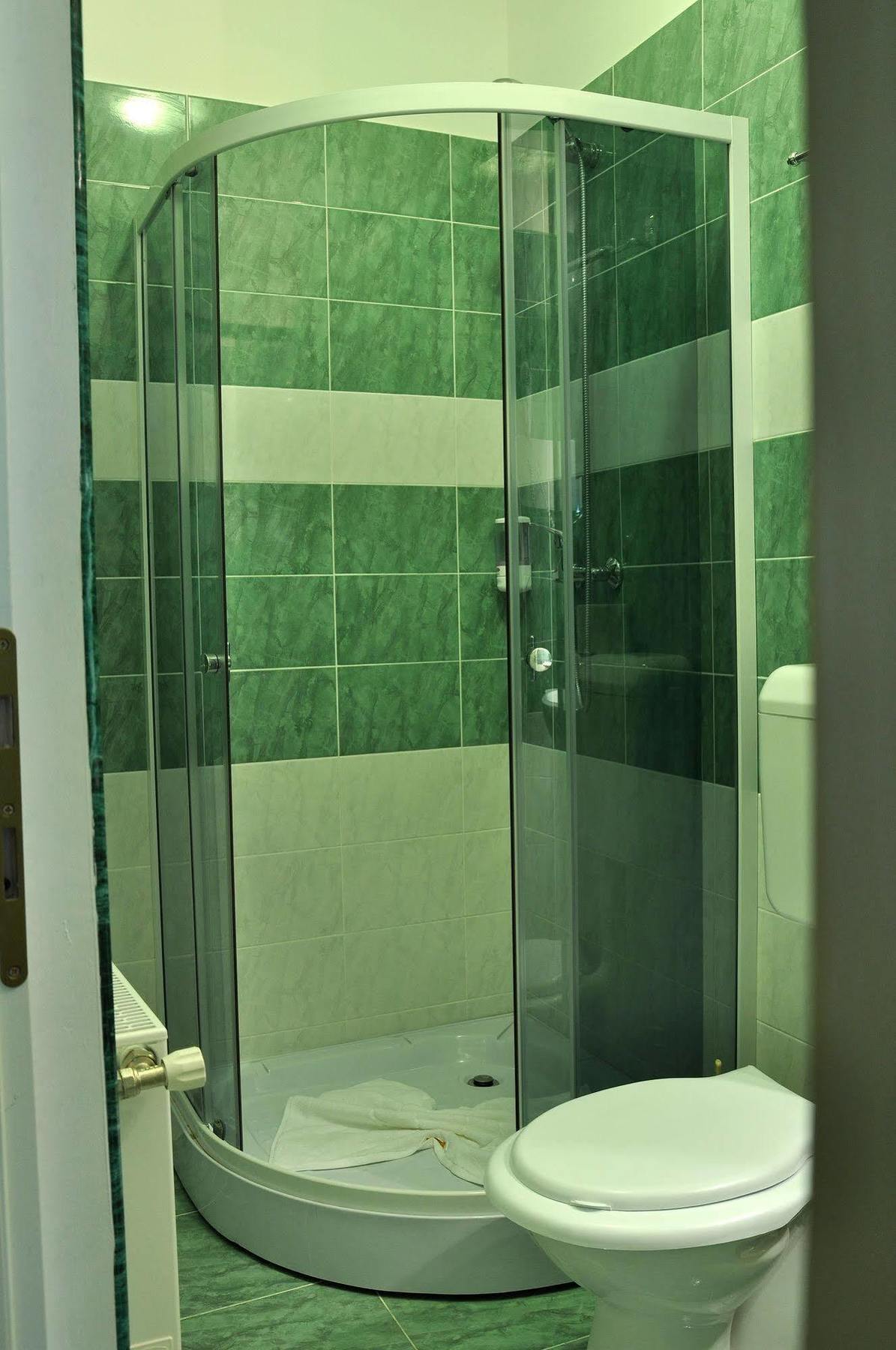 Hotel Cardinal Satu Mare Luaran gambar