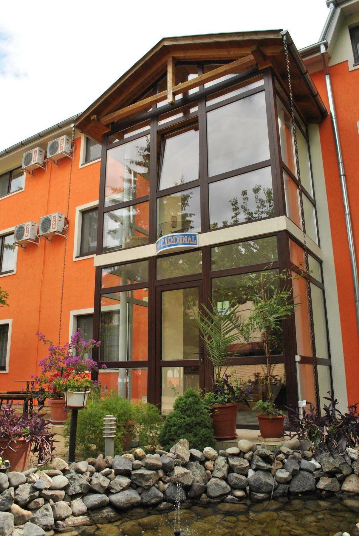 Hotel Cardinal Satu Mare Luaran gambar